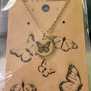 Elegant Gold Butterfly Pendant Necklace